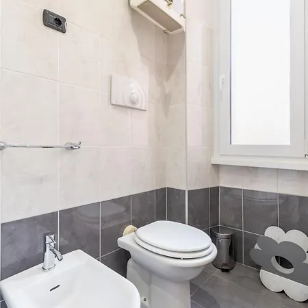 Ostiense 2 Bedroom Flat דירה