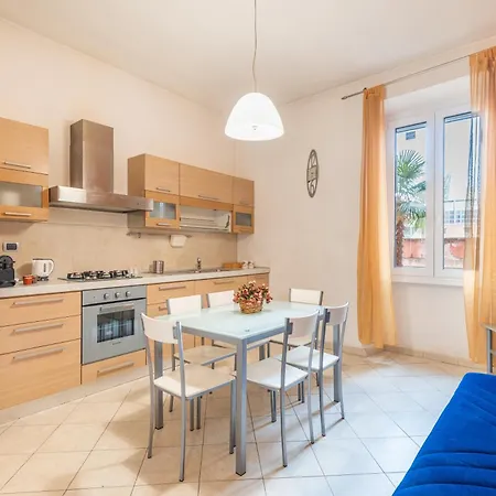 Ostiense 2 Bedroom Flat شقة *